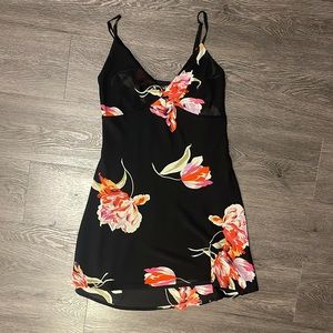 DYNAMITE | floral mini dress